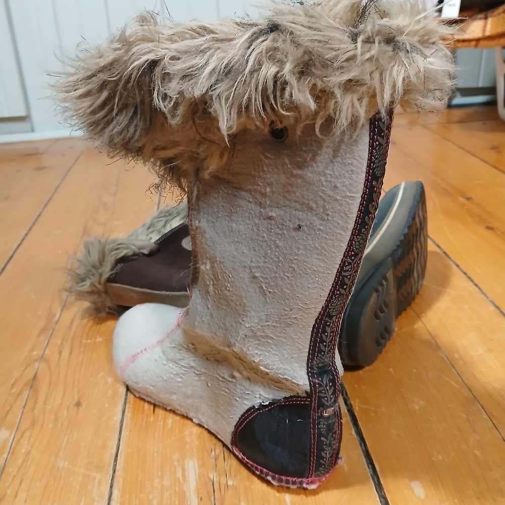 SOREL Joan of Artic Boots Brown Fur-Lined Women's Boots - Picture 5 of 9